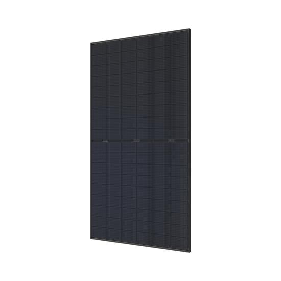 Фотомодуль TCL Solar HSM-ND54-DR500 на світлому фоні